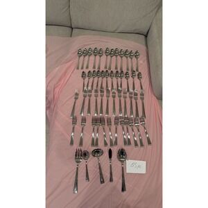 Reed & Barton 91 Pc Stainless Flatware Set Mixed Lot Silverware Serving